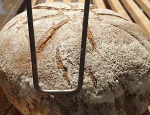 Frisch: Krustenbrot geschnitten (1000g)