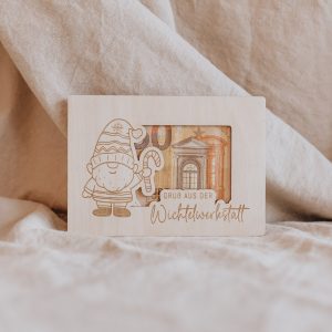 Geldgeschenk Karte Wichtel mit Zuckerstange – Gruß aus der Wichtelwerkstatt